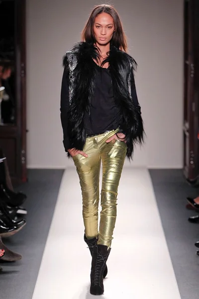 Look 33